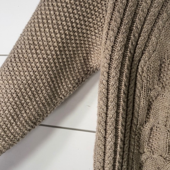 Max Studio tan sweater size S - Picture 4 of 5